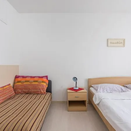 Guest house Peskera Tomicic 3*